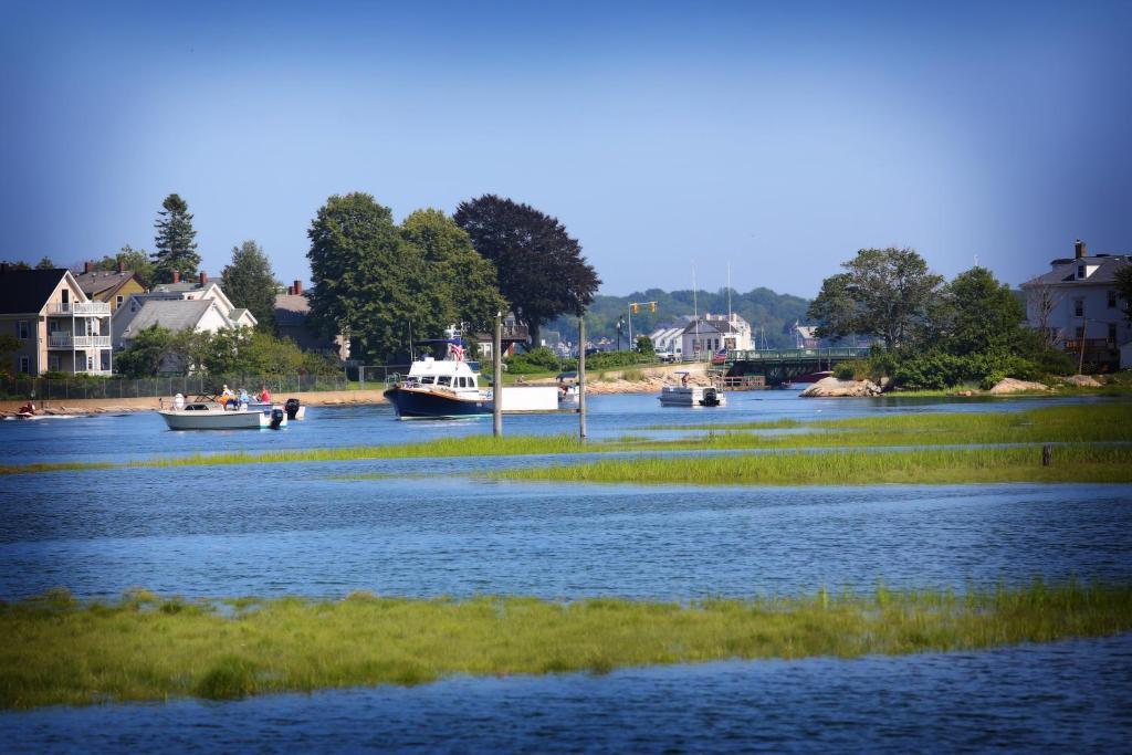 The Hotel At Cape Ann Marina Gloucester Exterior foto